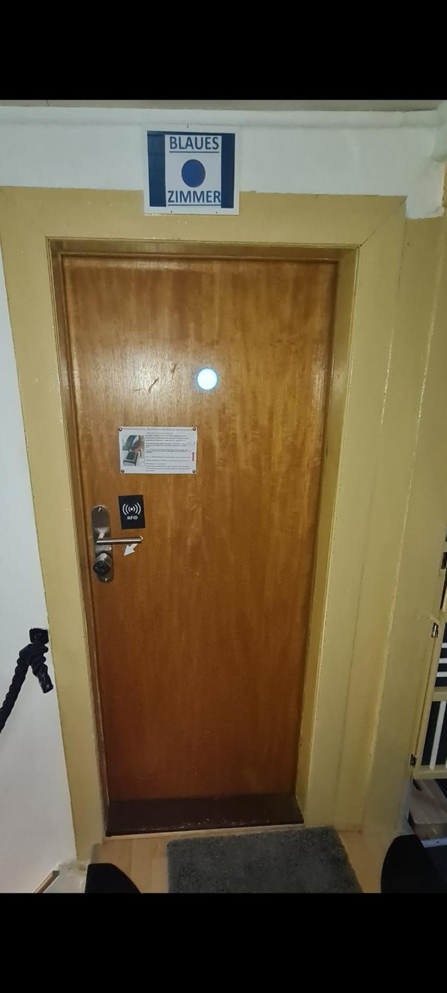 Monteurzimmer Lollar Exteriör bild